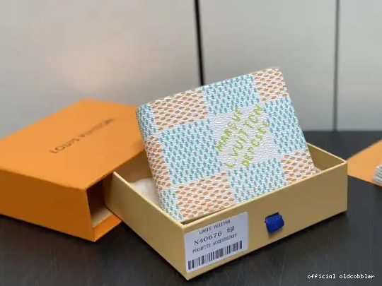 Official oldcobbler MULTIPLE WALLET-11.5*9*1.5cm VUITTON LOUIS 0615